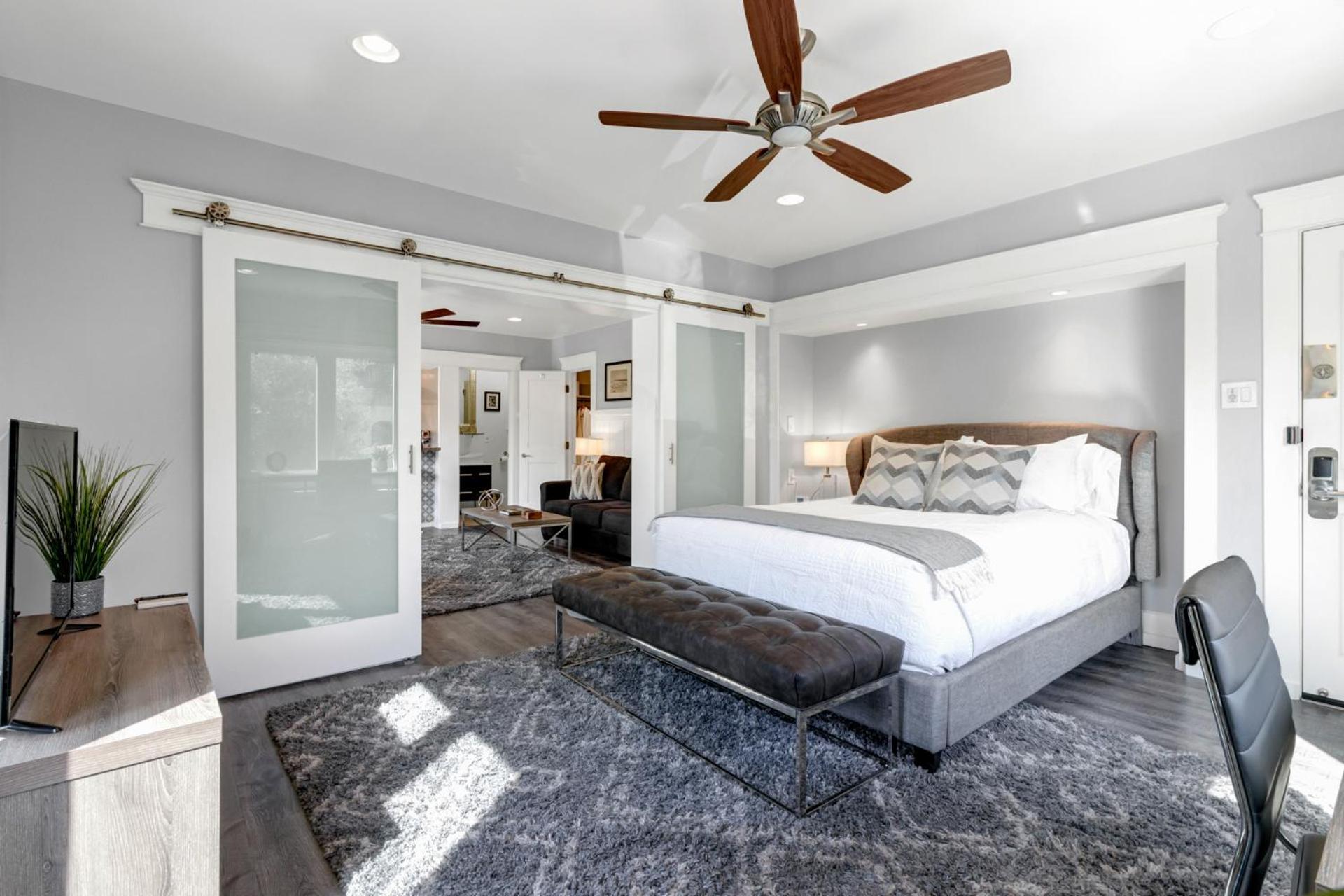 East Village Apartments 长滩 外观 照片